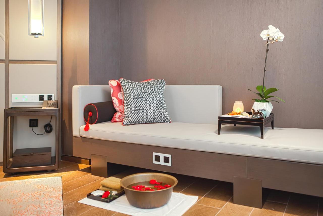 Jumeirah Guangzhou-Complimentary Shuttle Bus To Canton Fair Complex Extérieur photo