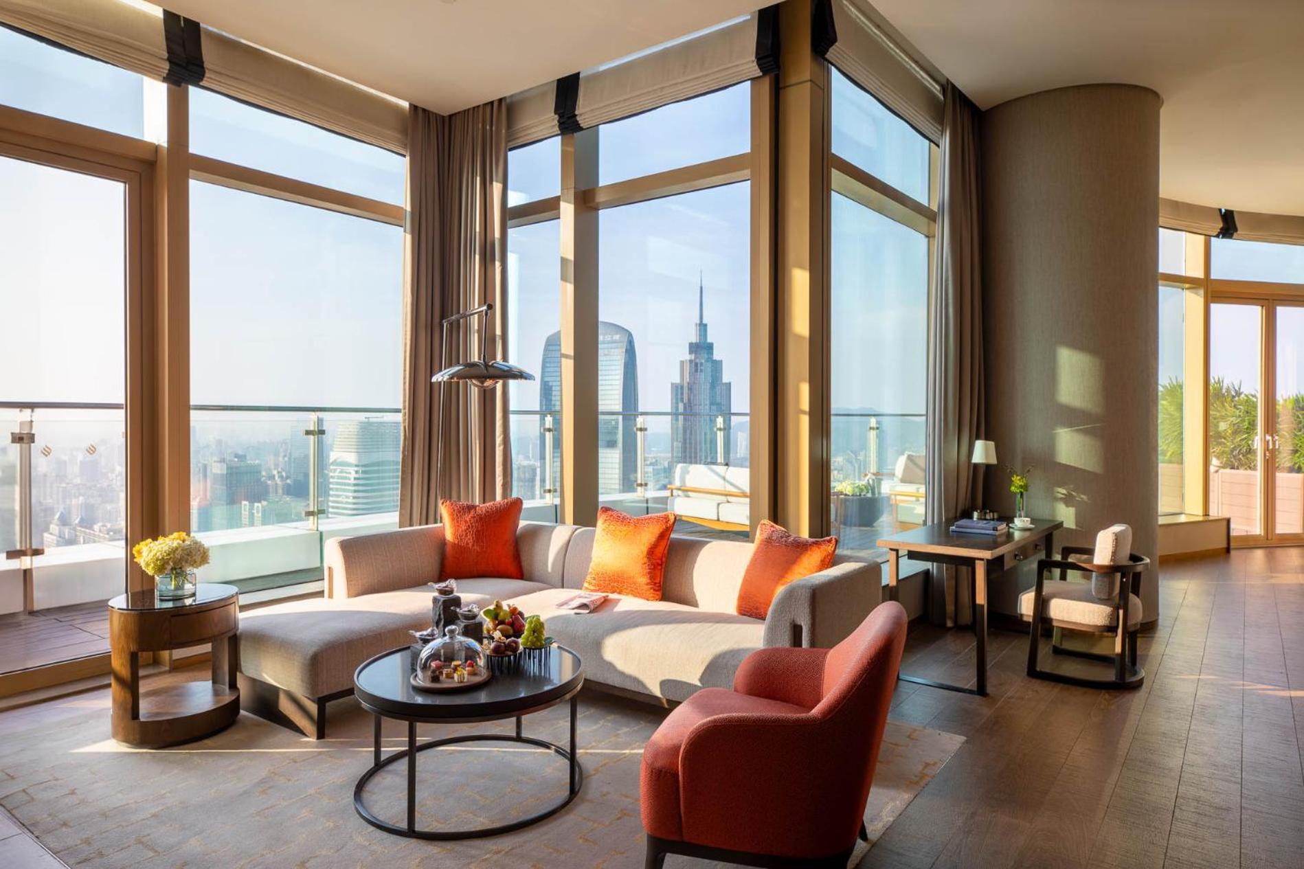 Jumeirah Guangzhou-Complimentary Shuttle Bus To Canton Fair Complex Extérieur photo
